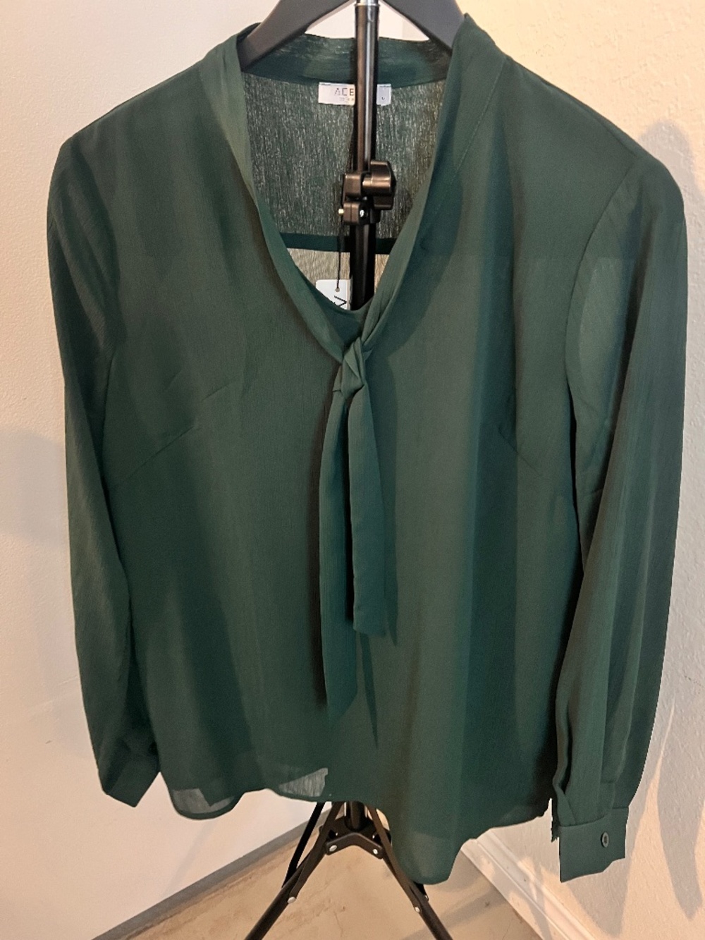 Acevog Hunter Green Chiffon Blouse NWT | Size Medium